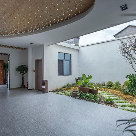 Heaven'S Gate Home Stay --Free Pick Up Service--Panoramic View Of Tianmen Mountain Zhangjiajie Exterior photo