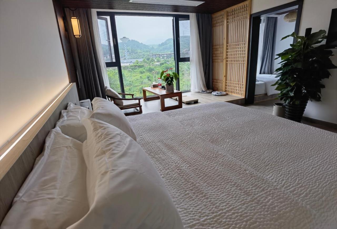 Heaven'S Gate Home Stay --Free Pick Up Service--Panoramic View Of Tianmen Mountain Zhangjiajie Exterior photo