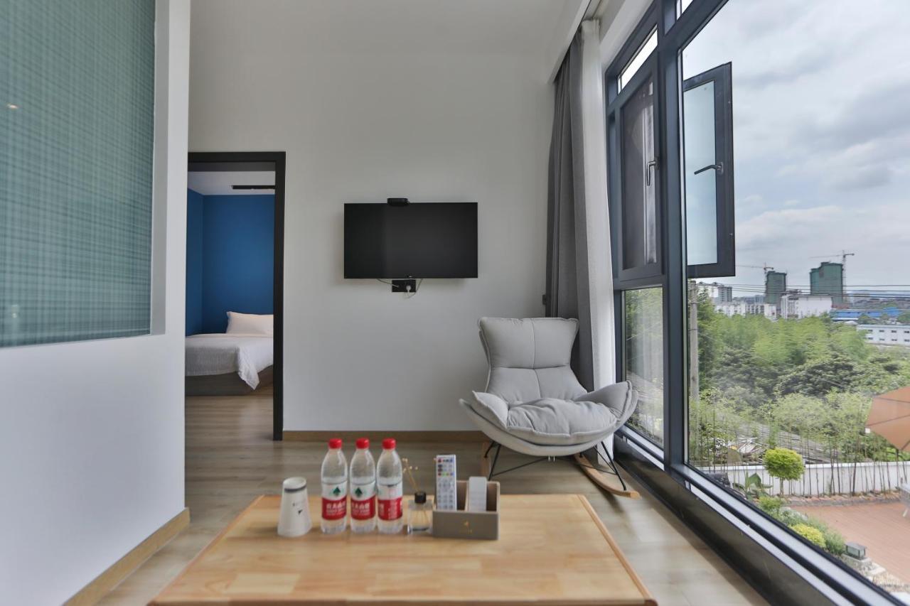 Heaven'S Gate Home Stay --Free Pick Up Service--Panoramic View Of Tianmen Mountain Zhangjiajie Exterior photo