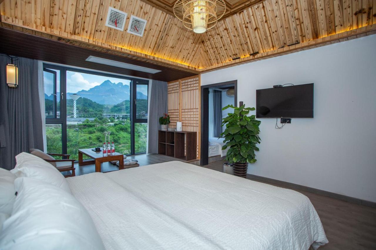 Heaven'S Gate Home Stay --Free Pick Up Service--Panoramic View Of Tianmen Mountain Zhangjiajie Exterior photo