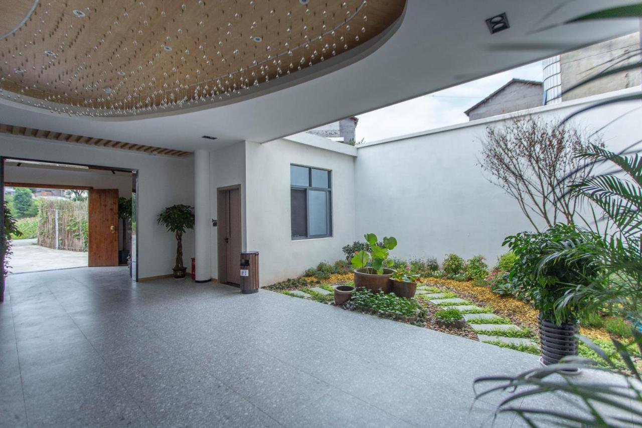 Heaven'S Gate Home Stay --Free Pick Up Service--Panoramic View Of Tianmen Mountain Zhangjiajie Exterior photo